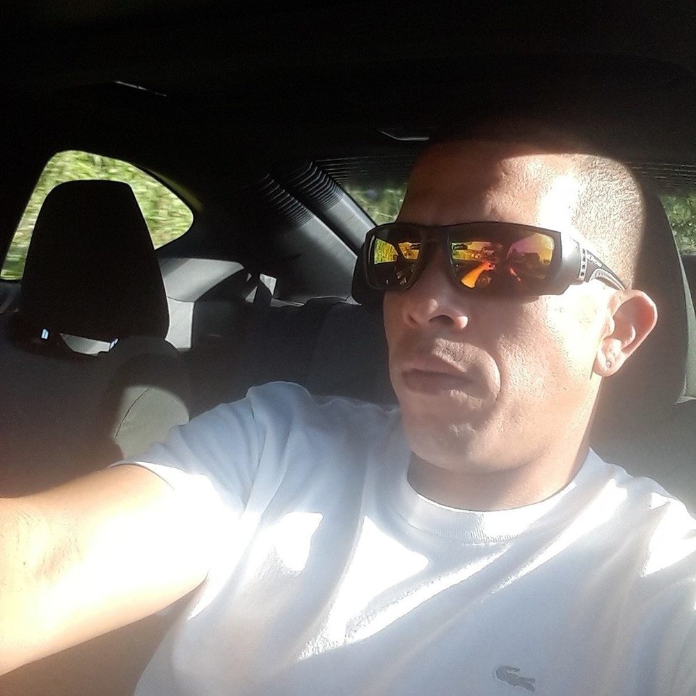 Meet your Posher, Edgardo j.